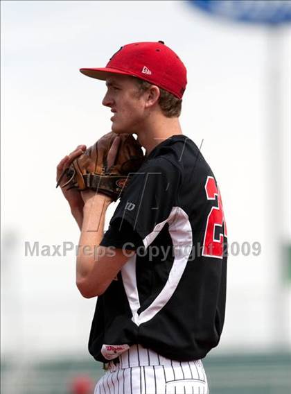 Thumbnail 3 in Owensboro vs Lawrence Co. (Ky State Quarterfinals) photogallery.
