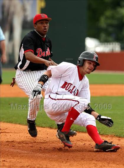 Thumbnail 2 in Owensboro vs Lawrence Co. (Ky State Quarterfinals) photogallery.