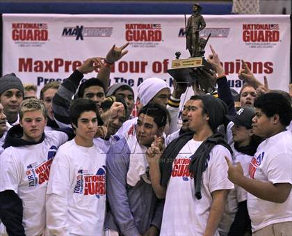 Thumbnail 3 in Timpview TOC Ceremony photogallery.
