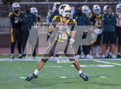 Thumbnail 3 in Mililani vs Kahuku (OIA D1 Open Semifinals) photogallery.
