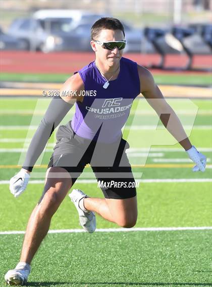 Thumbnail 3 in Northwest Christian vs. Deer Valley (Goldwater 7v7) photogallery.