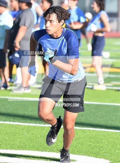 Thumbnail 3 in Northwest Christian vs. Deer Valley (Goldwater 7v7) photogallery.