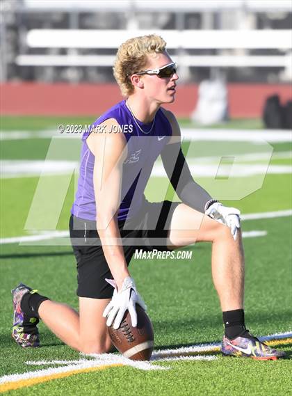 Thumbnail 1 in Northwest Christian vs. Deer Valley (Goldwater 7v7) photogallery.