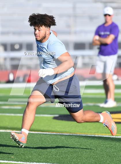 Thumbnail 1 in Northwest Christian vs. Deer Valley (Goldwater 7v7) photogallery.
