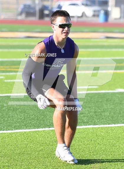 Thumbnail 3 in Northwest Christian vs. Deer Valley (Goldwater 7v7) photogallery.