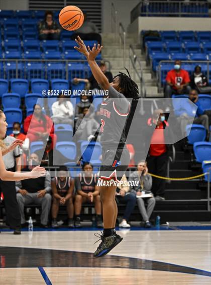 Thumbnail 3 in Greenwood vs. Parkview (AAA 5A State Playoff 1st round) photogallery.