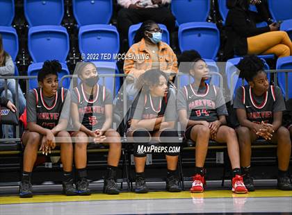 Thumbnail 2 in Greenwood vs. Parkview (AAA 5A State Playoff 1st round) photogallery.