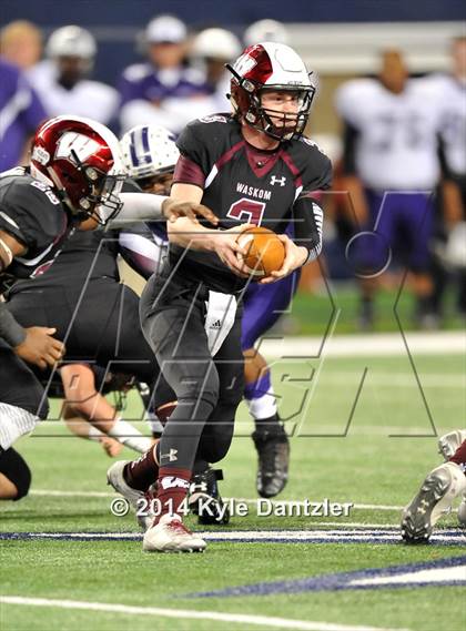 Thumbnail 1 in Waskom vs. Newton (UIL 3A Division 2 Final) photogallery.