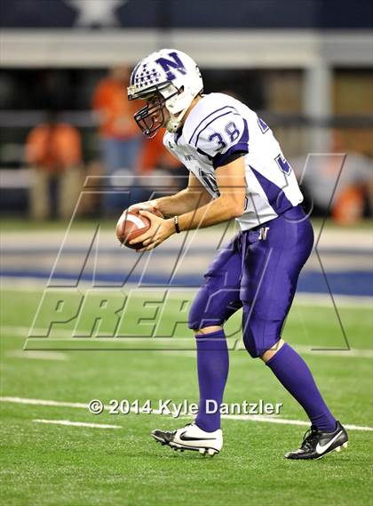 Thumbnail 3 in Waskom vs. Newton (UIL 3A Division 2 Final) photogallery.