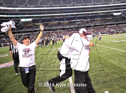 Thumbnail 2 in Waskom vs. Newton (UIL 3A Division 2 Final) photogallery.