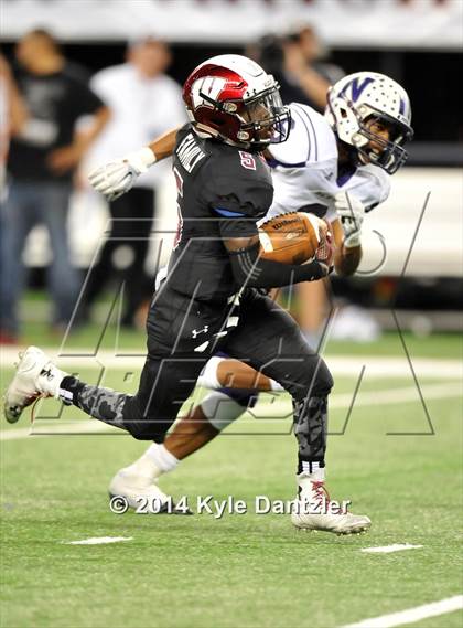 Thumbnail 3 in Waskom vs. Newton (UIL 3A Division 2 Final) photogallery.