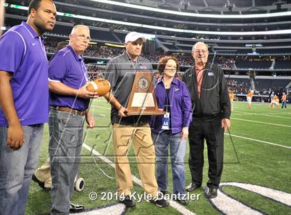 Thumbnail 1 in Waskom vs. Newton (UIL 3A Division 2 Final) photogallery.