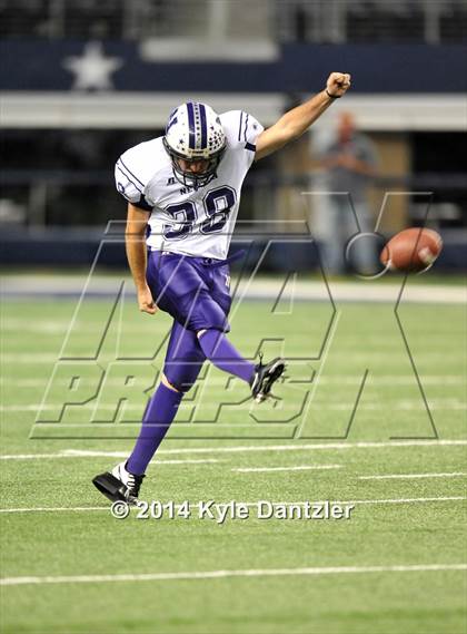 Thumbnail 2 in Waskom vs. Newton (UIL 3A Division 2 Final) photogallery.