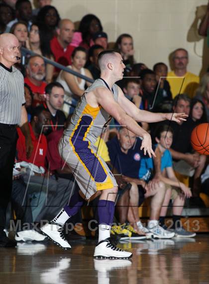 Thumbnail 2 in Lincoln vs. Montverde Academy (City of Palms Classic) photogallery.