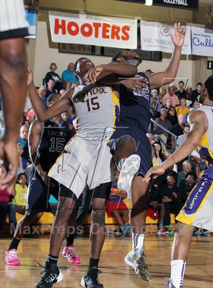 Thumbnail 3 in Lincoln vs. Montverde Academy (City of Palms Classic) photogallery.