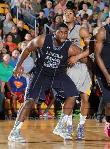 Thumbnail 3 in Lincoln vs. Montverde Academy (City of Palms Classic) photogallery.