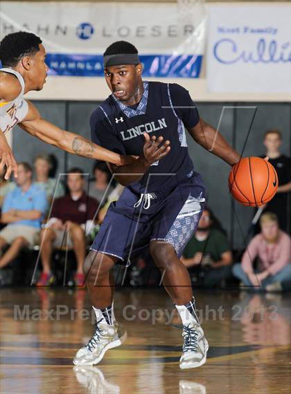 Thumbnail 2 in Lincoln vs. Montverde Academy (City of Palms Classic) photogallery.