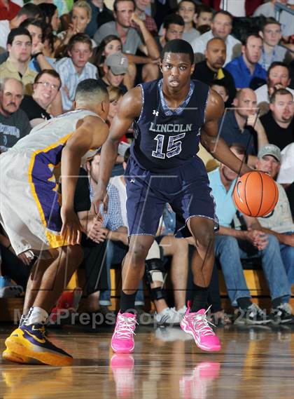 Thumbnail 3 in Lincoln vs. Montverde Academy (City of Palms Classic) photogallery.