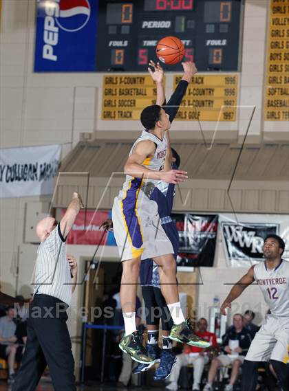 Thumbnail 1 in Lincoln vs. Montverde Academy (City of Palms Classic) photogallery.