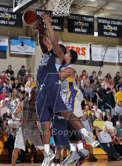 Thumbnail 2 in Lincoln vs. Montverde Academy (City of Palms Classic) photogallery.