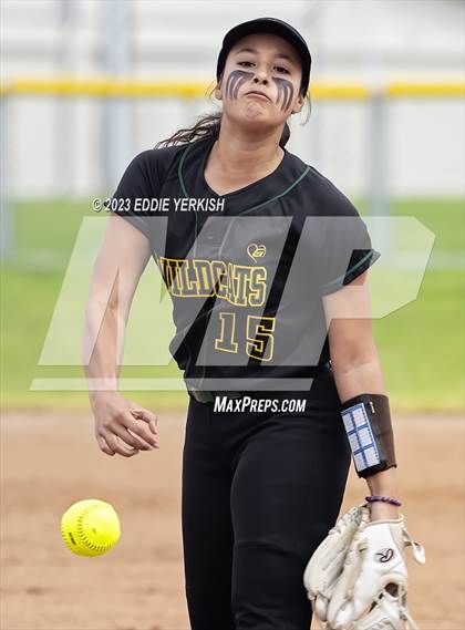 Thumbnail 2 in Brea Olinda vs. Anaheim photogallery.