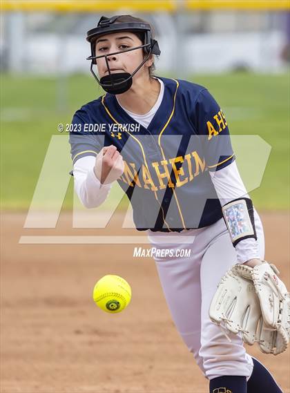 Thumbnail 3 in Brea Olinda vs. Anaheim photogallery.