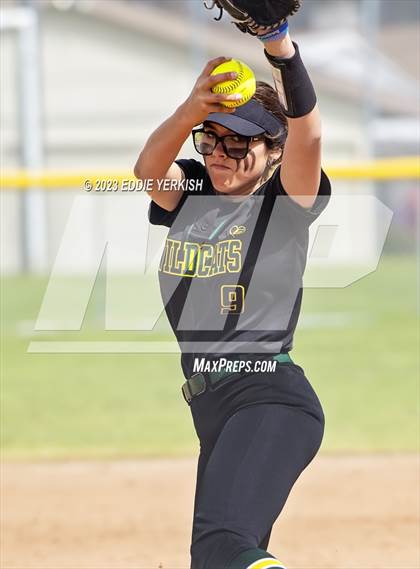 Thumbnail 1 in Brea Olinda vs. Anaheim photogallery.