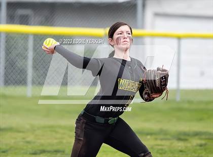 Thumbnail 2 in Brea Olinda vs. Anaheim photogallery.