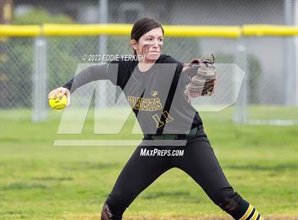 Thumbnail 1 in Brea Olinda vs. Anaheim photogallery.