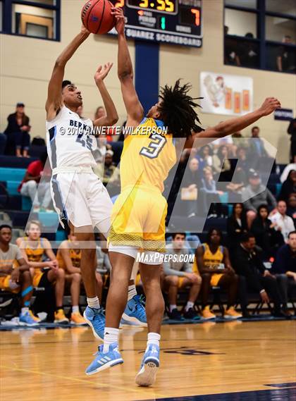Thumbnail 1 in Huntington St. Joseph Prep vs. Berkeley Prep (ARS/Rescue Rooter National Hoopfest) photogallery.