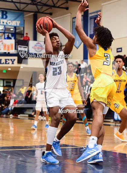 Thumbnail 2 in Huntington St. Joseph Prep vs. Berkeley Prep (ARS/Rescue Rooter National Hoopfest) photogallery.