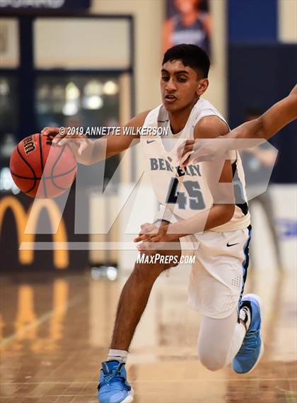 Thumbnail 2 in Huntington St. Joseph Prep vs. Berkeley Prep (ARS/Rescue Rooter National Hoopfest) photogallery.
