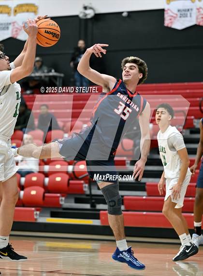 Thumbnail 2 in Christian vs. St. Mary's (Fr. Barry Christmas Classic) photogallery.