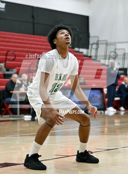 Thumbnail 2 in Christian vs. St. Mary's (Fr. Barry Christmas Classic) photogallery.