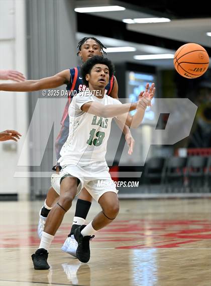 Thumbnail 3 in Christian vs. St. Mary's (Fr. Barry Christmas Classic) photogallery.