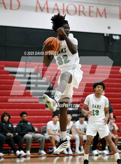 Thumbnail 3 in Christian vs. St. Mary's (Fr. Barry Christmas Classic) photogallery.