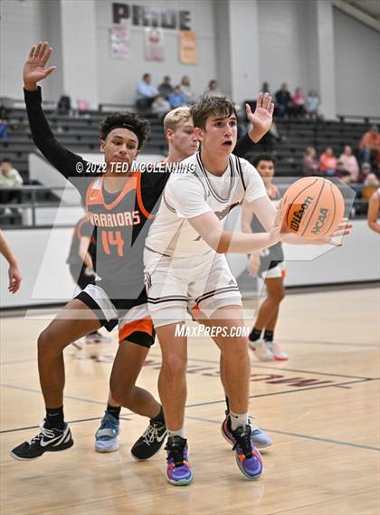 Thumbnail 2 in Lamar @ Perryville photogallery.
