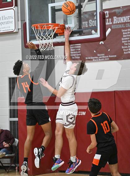 Thumbnail 2 in Lamar @ Perryville photogallery.