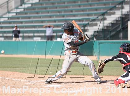 Thumbnail 1 in Huntington Park vs. Van Nuys (CIF L.A. City D2 Semifinal) photogallery.