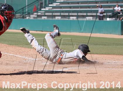 Thumbnail 2 in Huntington Park vs. Van Nuys (CIF L.A. City D2 Semifinal) photogallery.