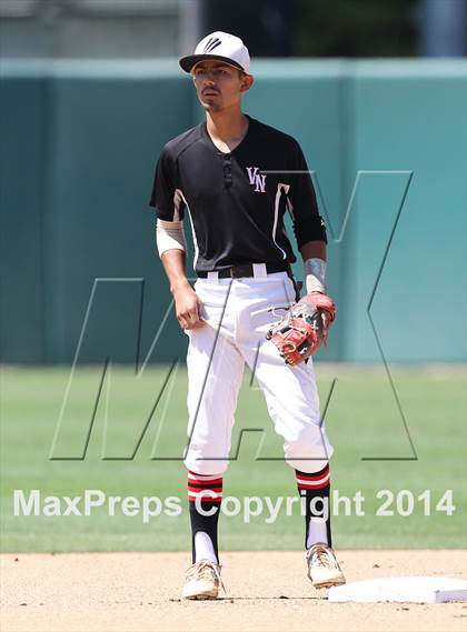 Thumbnail 2 in Huntington Park vs. Van Nuys (CIF L.A. City D2 Semifinal) photogallery.