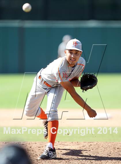Thumbnail 2 in Huntington Park vs. Van Nuys (CIF L.A. City D2 Semifinal) photogallery.