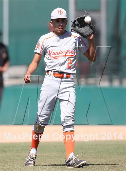 Thumbnail 2 in Huntington Park vs. Van Nuys (CIF L.A. City D2 Semifinal) photogallery.