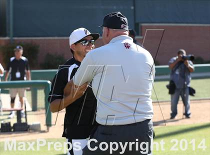 Thumbnail 3 in Huntington Park vs. Van Nuys (CIF L.A. City D2 Semifinal) photogallery.