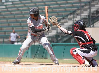 Thumbnail 3 in Huntington Park vs. Van Nuys (CIF L.A. City D2 Semifinal) photogallery.