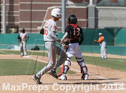 Thumbnail 3 in Huntington Park vs. Van Nuys (CIF L.A. City D2 Semifinal) photogallery.
