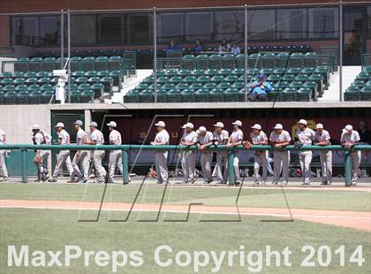 Thumbnail 2 in Huntington Park vs. Van Nuys (CIF L.A. City D2 Semifinal) photogallery.