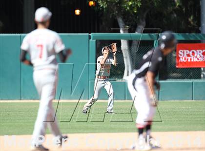 Thumbnail 2 in Huntington Park vs. Van Nuys (CIF L.A. City D2 Semifinal) photogallery.