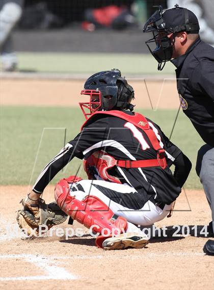 Thumbnail 3 in Huntington Park vs. Van Nuys (CIF L.A. City D2 Semifinal) photogallery.