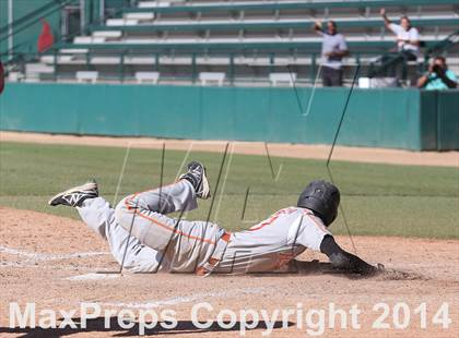Thumbnail 3 in Huntington Park vs. Van Nuys (CIF L.A. City D2 Semifinal) photogallery.